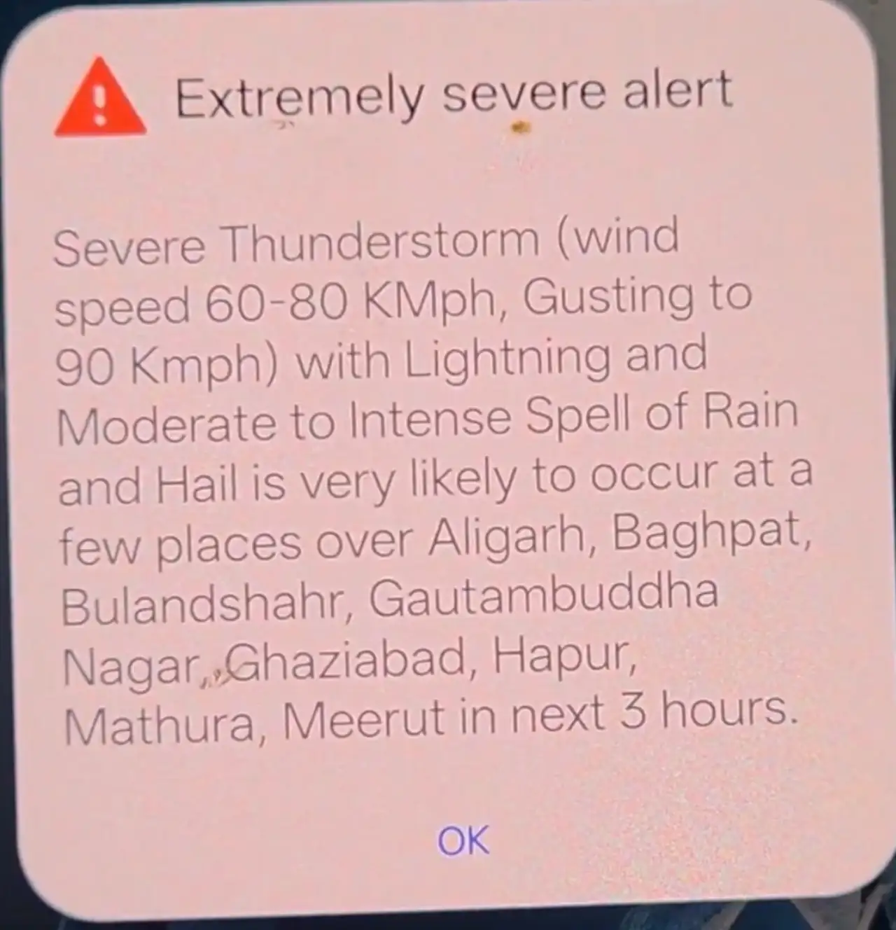 Emergency alerts issued across Aligarh, Baghpat, Bulandshahr, Gautam Buddha Nagar (Noida/Greater Noida), Ghaziabad, and other areas.